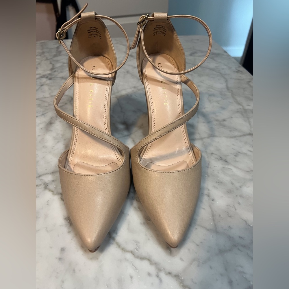 Kelly and Katie Tan Heels. Never Worn. Size 10.